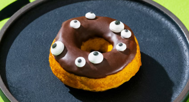 TWIX Spooky Eye Pumpkin Spiced Baked Donuts