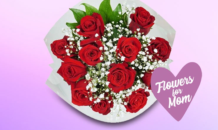 Pink and red roses arranged for Mother’s Day